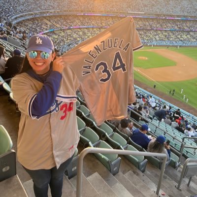 tearbear_20's profile picture. (She/Her/Hers) Hufflepuff Witch 🧙🏽♀️🦡 / CTE fan🤘🏽/ Niall Horan has my 💜 / Listen to my Battle of the Sexes win on 8/14 (skip to 3:19) in the link below