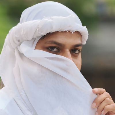 kharajesh000's profile picture. follow and instantly follow back