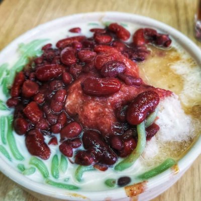 Sirirajafoodies's profile picture. This blog stems from our personal adventures in travel, food, and shopping. We aim to share our experiences to help others with similar interests.