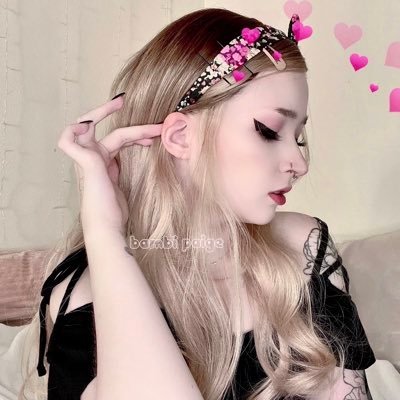 love is what makes up the universe 🧚‍♀️ : ✩‧₊ ˚+ ｡*ﾟ+  ☆ : Sensual Princess 💗 Clip Artist 🎬 Petite Blonde