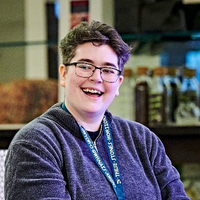 26, they/them, queer, non-binary
theatre-maker, community organiser, and LGBTQ+ consultant
https://t.co/GjkvP6DsKr
*views my own*