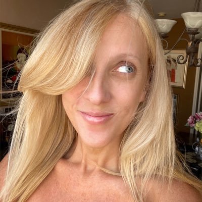 GabyGnazzo's profile picture. actríz, cantante, cat lady