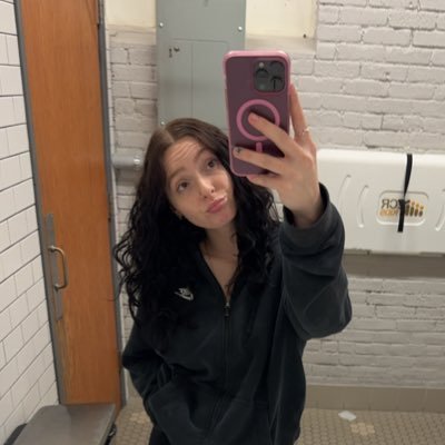 lexiearcouette's profile picture. 