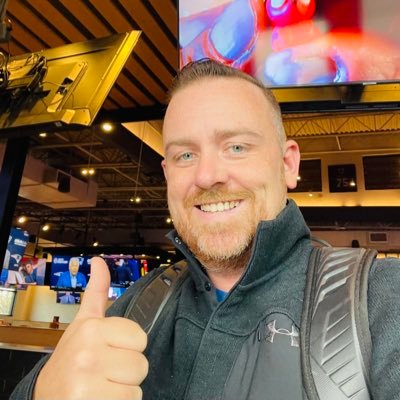 Chief Operations Officer & Partner @ Aspire2B Hospitality. Operating Buffalo Wild Wings, BWWGO, Starbucks, Mellow Mushroom, Arbys & Rusty Taco. VF MINI Vendor