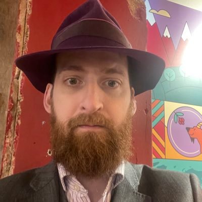 #TheManinthePurpleHat : Polymath and lived experience expert in #disability, #neurodiversity, mental health and financial trauma. A Psychology Informed #Coach
