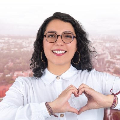 Feminista y obradorista | Politóloga | Habitante de La Magdalena Contreras, CDMX
