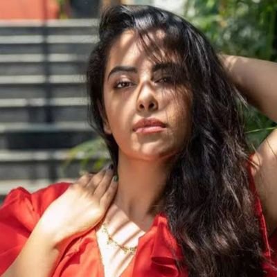 Asthakha's profile picture. follow me please