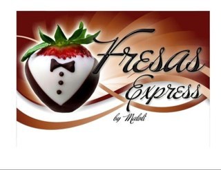 Arreglos con fresas, bombones, alfajores, chocofresas  0985274369...Fresas Express es el amor hecho Chocolate...♥
