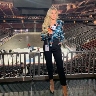Sports Anchor ~ Reporter | Hockey | 🏈⛳️⚾️|