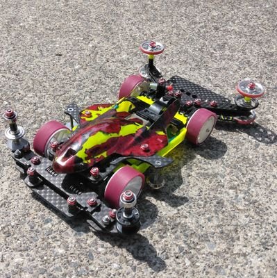 福島でミニ四駆やってます! 無言フォロー失礼します! クルマ好きです^_^ ミニカー、プラモデル、RCなど、タイヤがついてるものはだいたい好きです笑 https://t.co/7qs4d65vpd