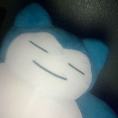 Chewables24's profile picture. Always in everyone's shadow.