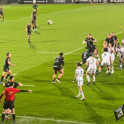 echoandnineo's profile picture. Sports fanatic.