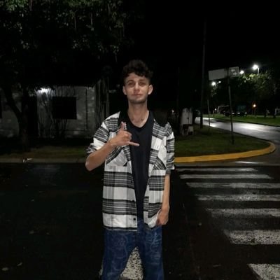 24 years old 
escorpio 🦂 
Paraná city