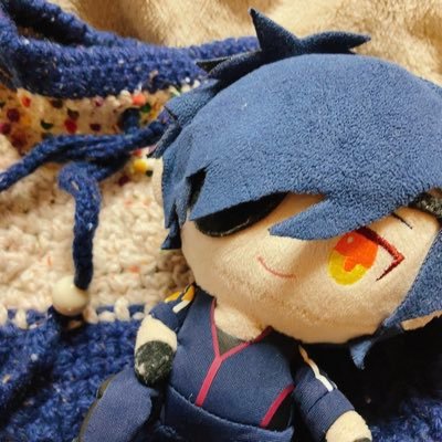 成人済み。 立体燭沼。ちゅん贔屓。凍結で移転。元(@kakkyyui)焼鳥審神者のゆいです。ADHDです。 現在2j3jの🌩️🦒にハマりちゅう。