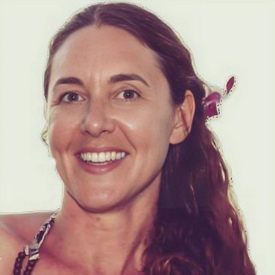 Creative & Tech-Savvy Virtual Assistant | Helping solopreneurs boost their online presence 🚀✨