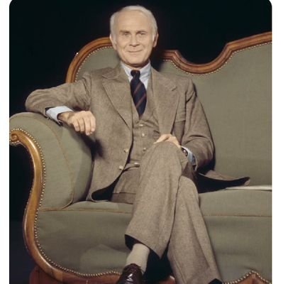 Algorithmus50's profile picture. 1923 - 2011