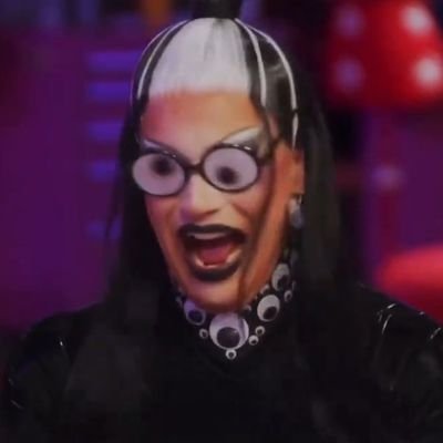 Internationally known Plane Jane fan account
P░L░A░N░E░I░N░B░I░O░
#TeamLesbians🍌✈️