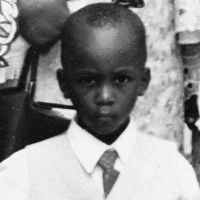 abaciono's profile picture. Of art/For art.