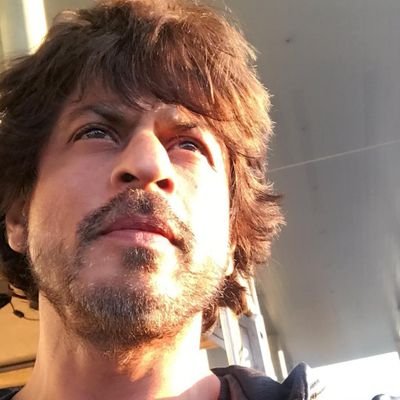 Not impersonating anyone |

Fan account of @iamsrk ❤ |

Paralympic Swimmer |

Karma Believer