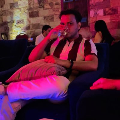 I want to be your favourite hello and your hardest goodbey. Owns
@Zekboro_
