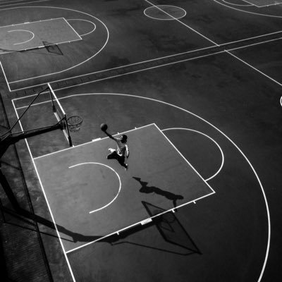 iamvenei's profile picture. 