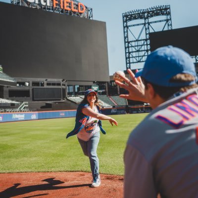 Policy Analyst @genome_gov. Geneticist. I write about the Mets for @AmazinAvenue and podcast about them on @apodoftheirown. Opinions mine. She/Her