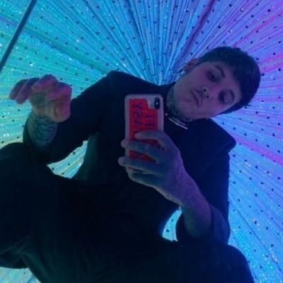 🌩️ getting new world screwed 🏆☣️ × 22; all prns 🧊 ur fave tweaker 🤍