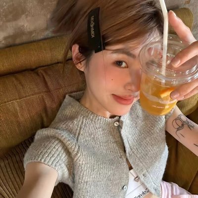 baoding5201314's profile picture. 00后小妹下海兼职诚信靠谱 口嗨勿扰 喜欢妹妹的联系大号@moliya521有个人QQ哦