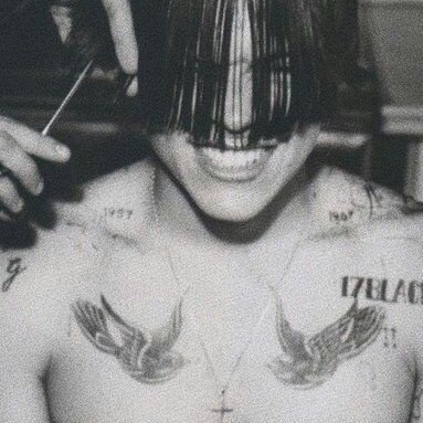 Larrymyskyy's profile picture. Los sigo desde esta por si alguna vez pierdo @Chaverra778