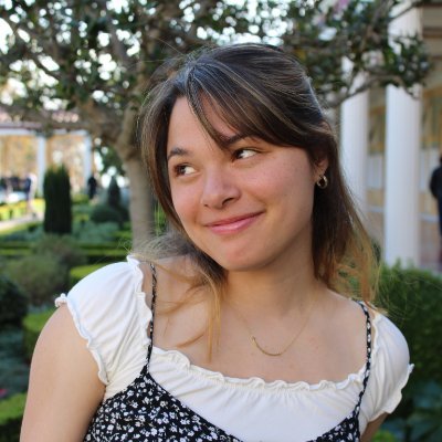 thejomackenzie's profile picture. i wear grandma sweaters and produce music