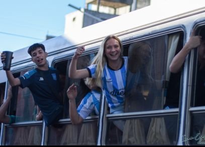 •Feminista, peronista e hincha del glorioso Racing Club 💙🤍

https://t.co/lIqnxqRb3Q