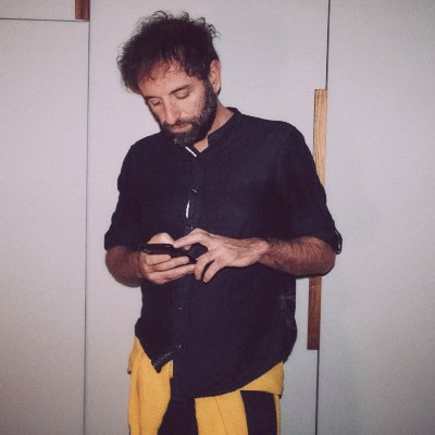 vladiduran's profile picture. 