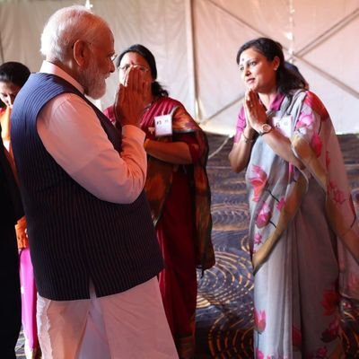 Adv Neha Mahajan🇮🇳(Modi ka Parivaar)