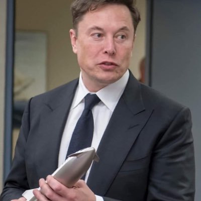Elonmuskfa2505's profile picture. 