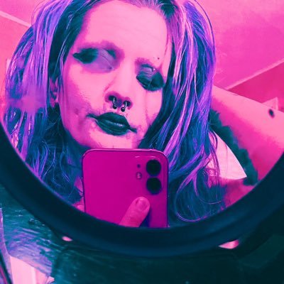 🦴Small, spooky demon with many talents 🍃💨🦴 18+ 🦴Monster Lover🍆🦴 Horror Writer🦴 Troma🦴#TheMutantFam ✨ManyVids: WhoreyGorey666✨