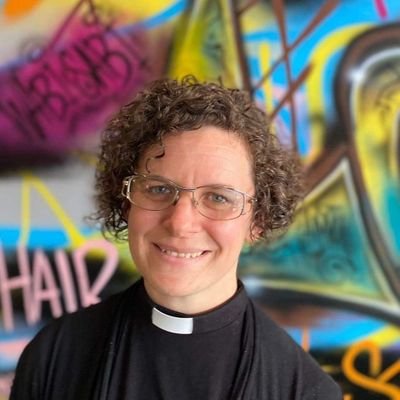 Priest in the C of E, Curate in MK. PhD student: women's vocation, feminist ecclesiology. Co-author of #BeingInterrupted. Co-Chair of Governors. I wonder...