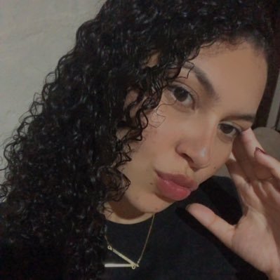 _Vanessasl's profile picture. RN • ♊