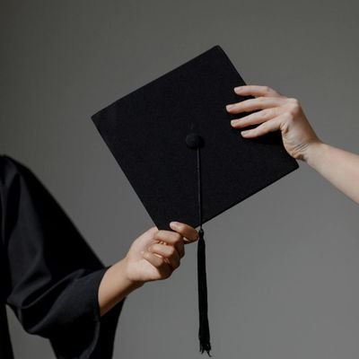 onlinseller's profile picture. entrepreneur