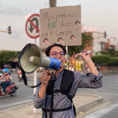 Politólogo 📚 | Concejal de Neiva | Colectivo @globoverde17 | Educación Pública | Opino | Prensa 📲 320 430 1857