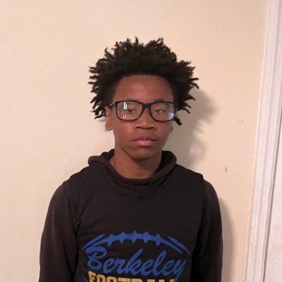 STUDENT/ATH Berkeley High School 2026 WR/ATH 5’7 148 Email: jord1nc4rter@gmail.com #8434992212