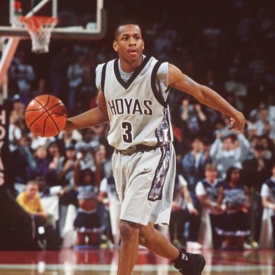 AuntJeffGreen's profile picture. Back! #hoyas