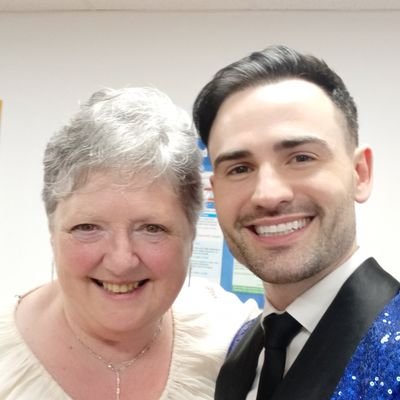 Extremely proud mum. Now a Nana 💖 
Huge, huge fan of four amazing guys who sing musical theatre, collectively known as Collabro. 🎶🎤