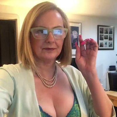 I am Julie leach from Michigan and Powerball lottery winner of $310.5million giving away cash from the minimum of $50,000 to $500,000 to help the community