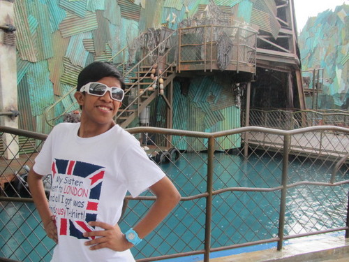 ManuelCute02's profile picture. 