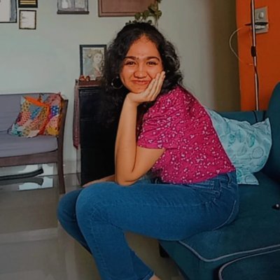 _RheaMukherjee's profile picture. 