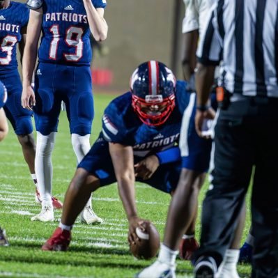 5'8 | 215lbs | Class of '2027| 4.25 GPA|Center/Defensive End for @PatriotRecruits God first 💯💯 demaurionwest015@gmail.com