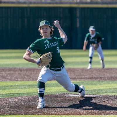 2025 | LHP | Strake Jesuit @MarucciEliteTX | benbeauvais9@gmail.com | 5’ 11” 175 | 3.84 GPA