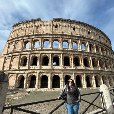 I choose to be a bitter person who travels the world. 🇪🇸🇫🇷 🇬🇧 🇧🇪 🇩🇪 🇨🇭 🇮🇹 🇲🇨 🇺🇸 🇳🇱