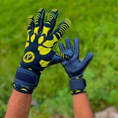 we are manufacturer of all kinds of soccer equipment specially goalkeeper gloves...
for more information please E-mail us with out 
any hesitation. Thanks 👍