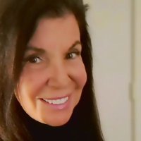 Gogogirl 🌎 🌊 🇨🇦/🇺🇸 💃💙🌈ally (@iamgogogirl) 's Twitter Profile Photo